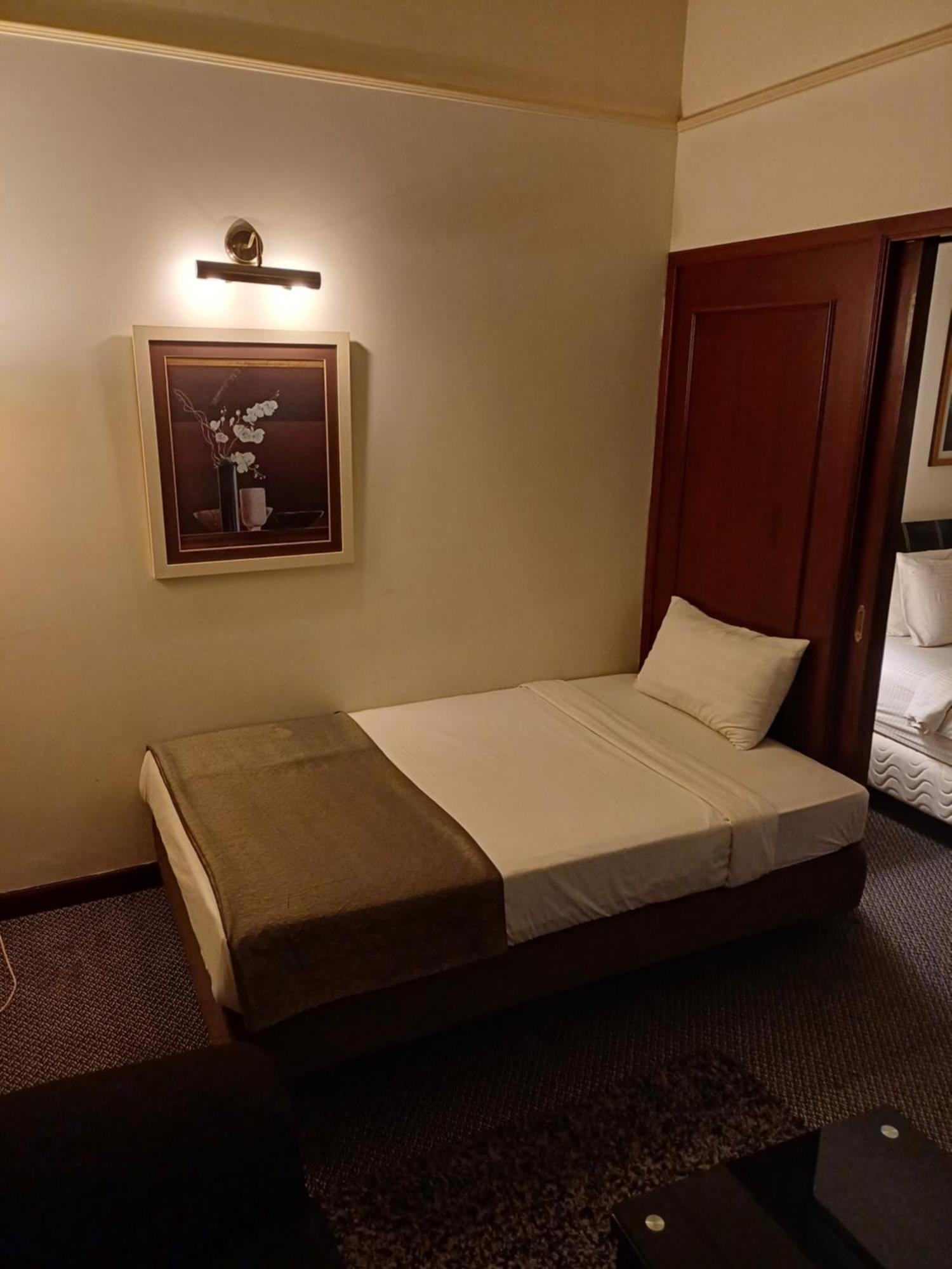 Times Square Grand Service Suite Kuala Lumpur Zimmer foto